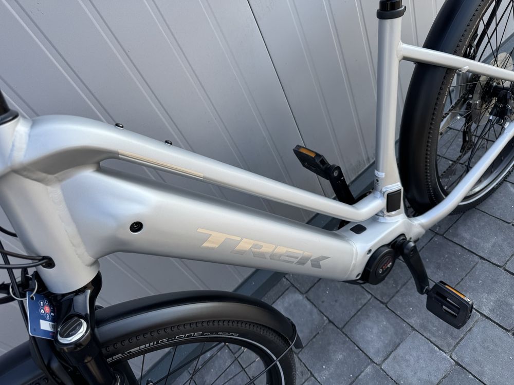 Rower Elektryczny  TREK ALLANT+ 7