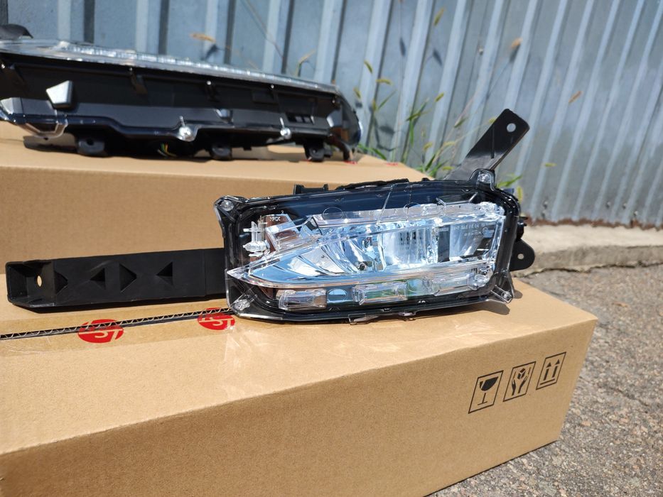 Lexus NX200 18 LED ресничка динамическая ДХО туманка Лексус