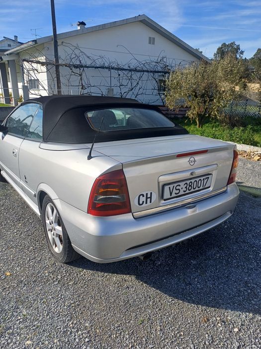 Vendo opel descapotável 2004 bom estado  matricula Suíça, sem document