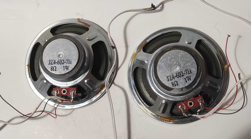 Głośniki Philipsa śred. 10cm 8 ohm 1W