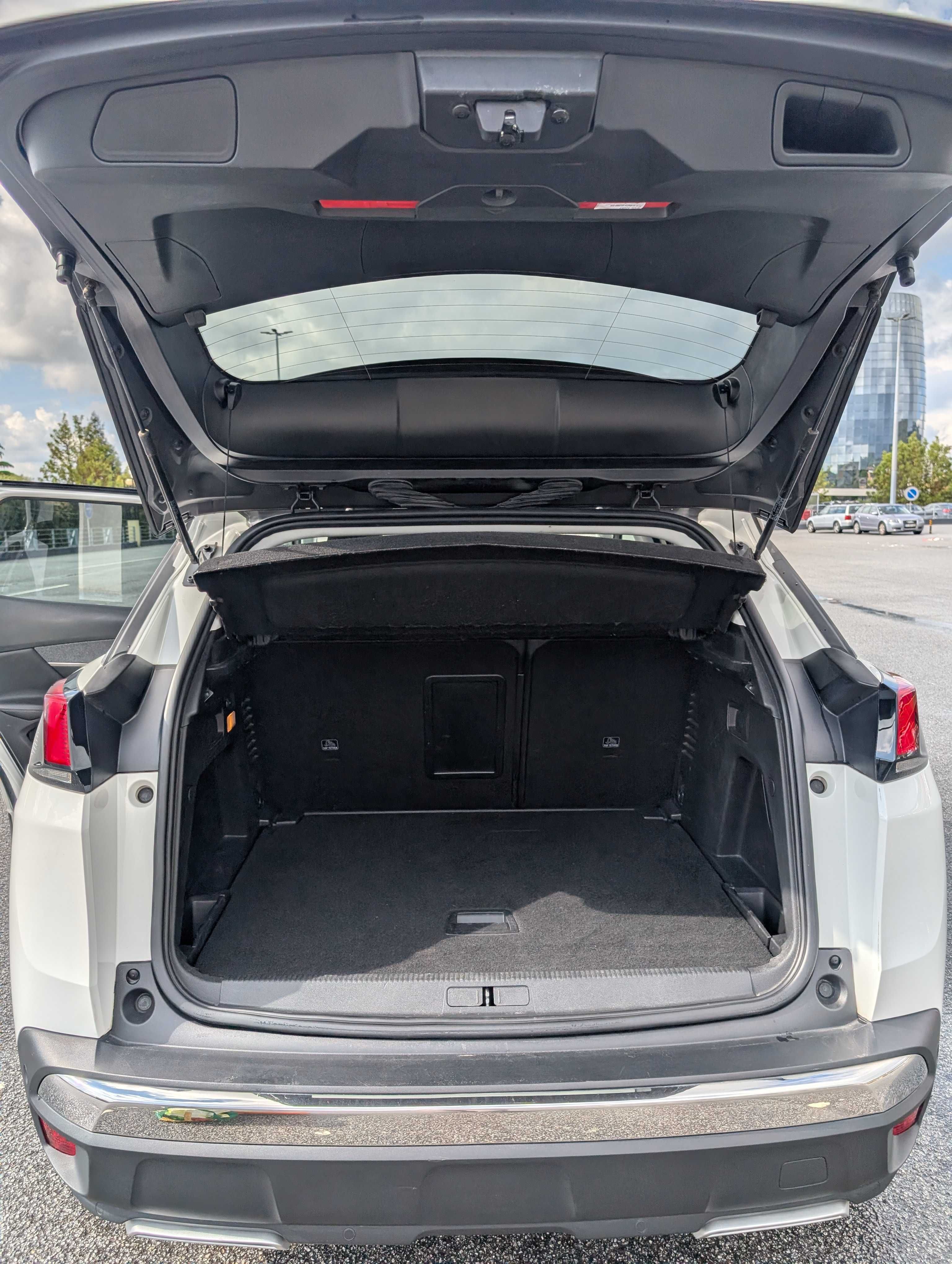 Peugeot 3008 Allure 1.5 BlueHDI 2018 Completo