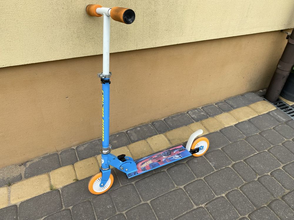 Hulajnoga hot wheels