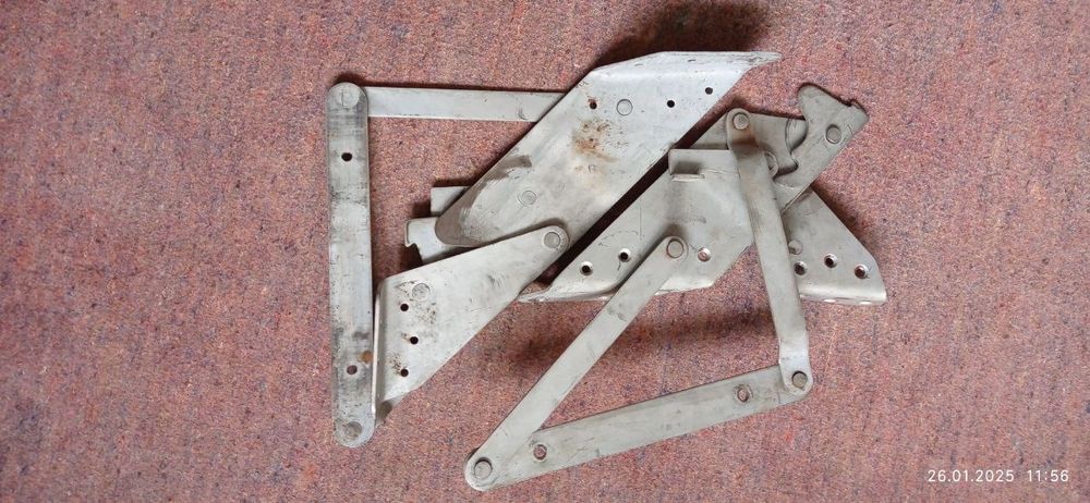 Підйомно-розкладний механізм, справний