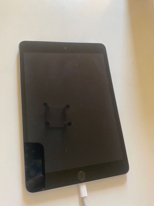 Sprzedam Ipad 3 mini