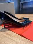 Christian Louboutin przepiękne szpileczki na niskim obcasie 40