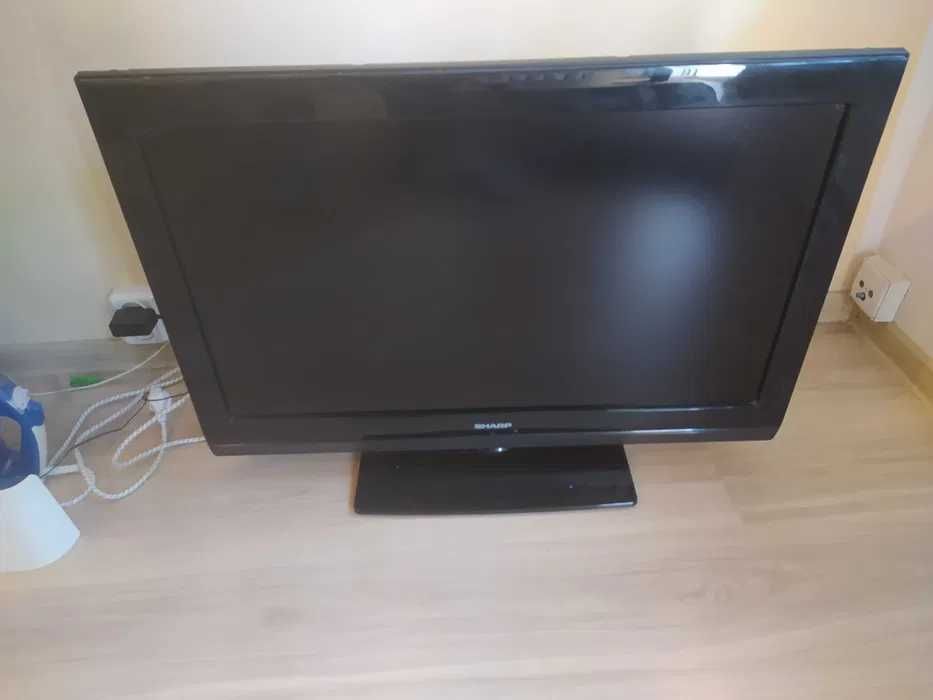 Telewizor Sharp LCD 32" HD Ready – Sprawny, okazja!