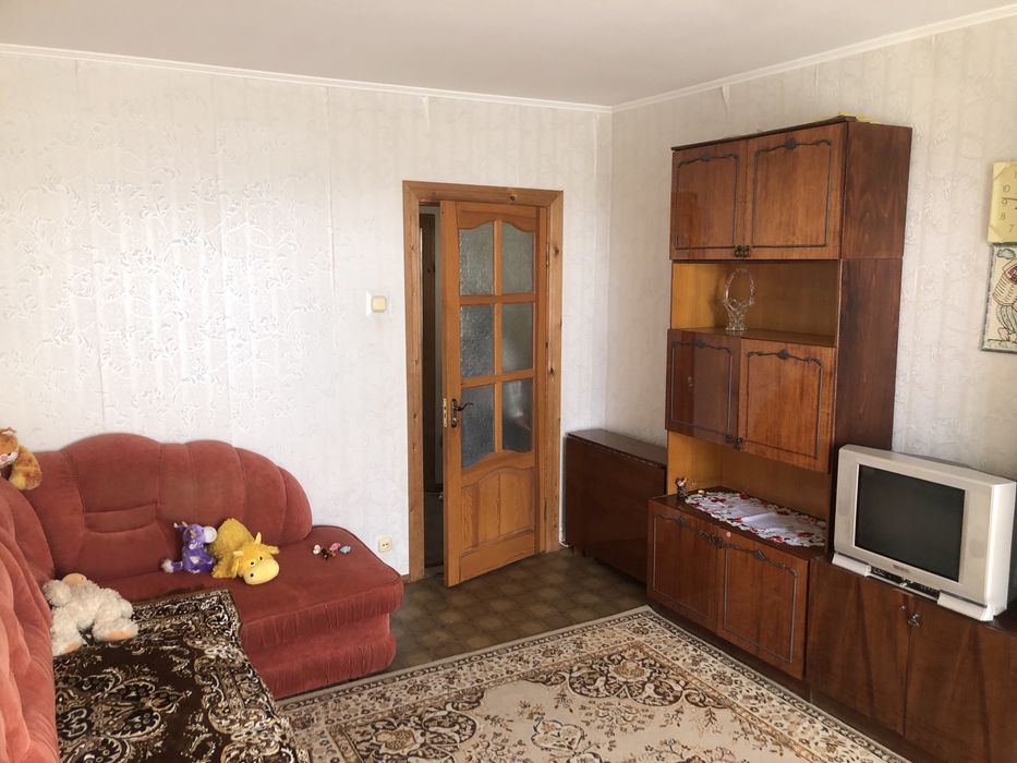 Продам 3 кімнатну квартиру Єськова