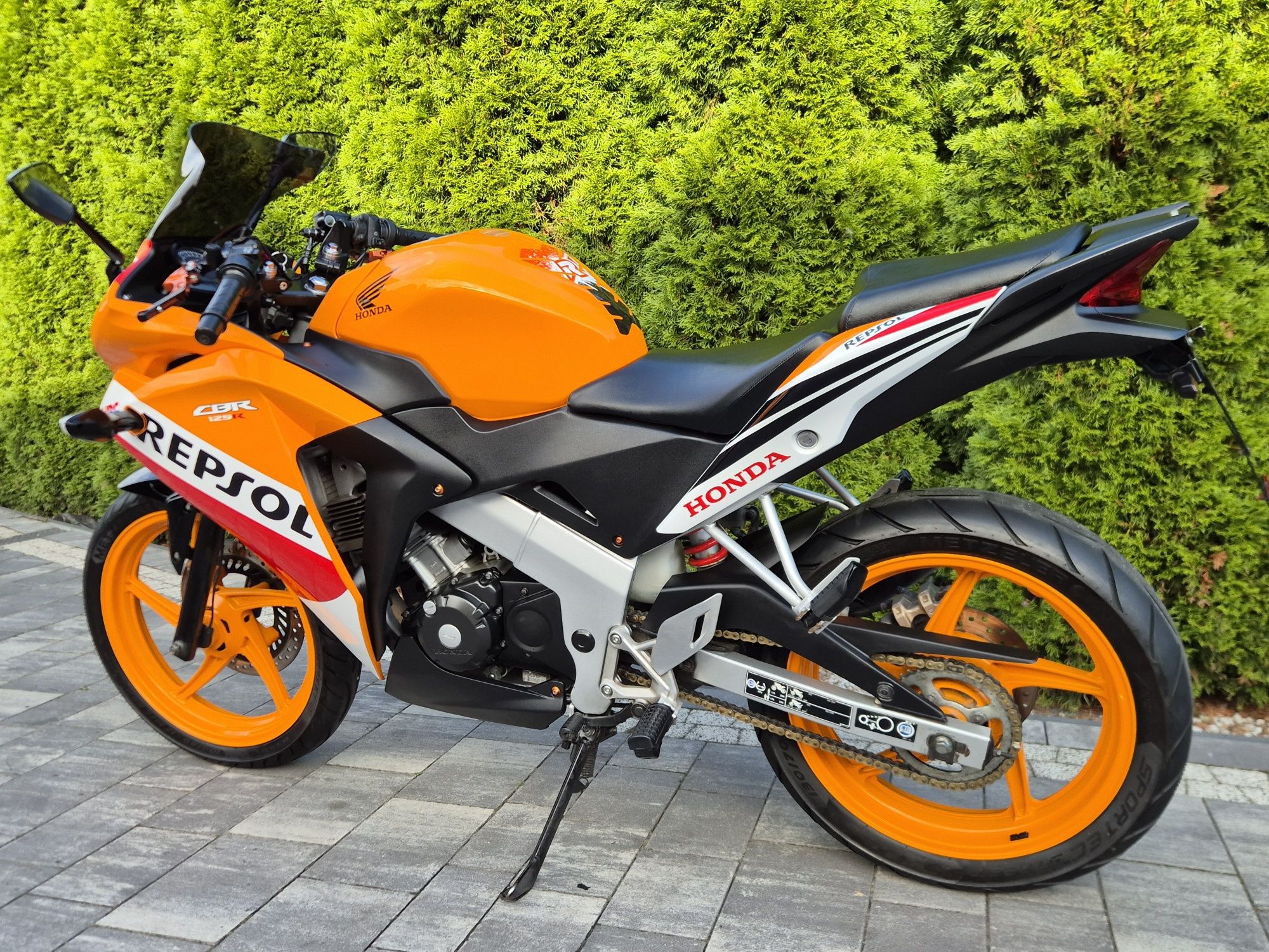 Honda CBR 125 R Wydech Radical REPSOL 2016r kat B a1