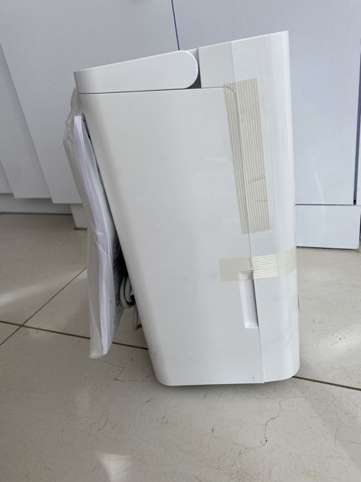 Осушувач повітря  Поглинач вологи Comfee MDD-10Den7