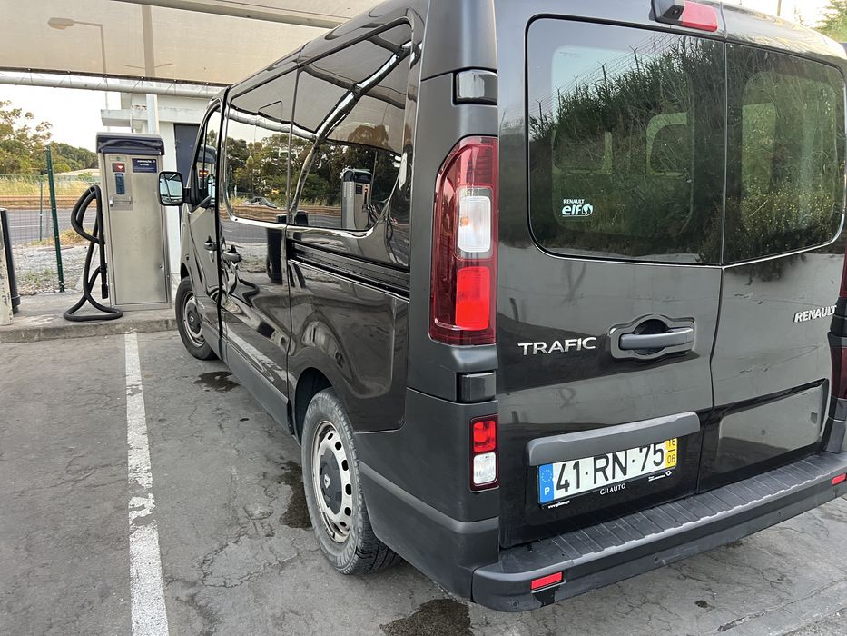 Renault Trafic 9 Lugares