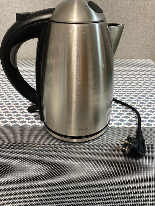 Електричний чайник WMF 1.7 л