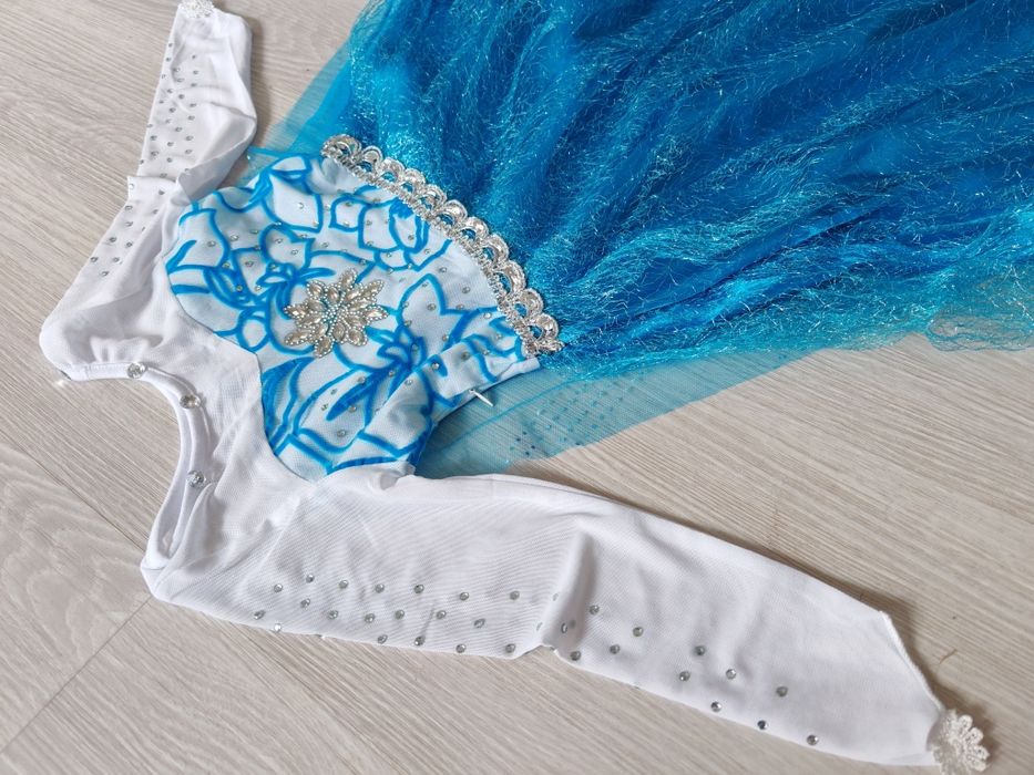 Nowy 104 110 Strój Sukienka Suknia ELSA Akcesoria Frozen Kraina Lodu
