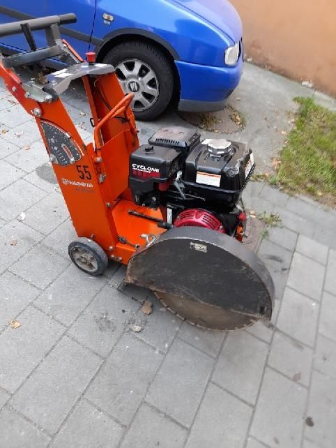 Piła Husqvarna FS 400 Lv
