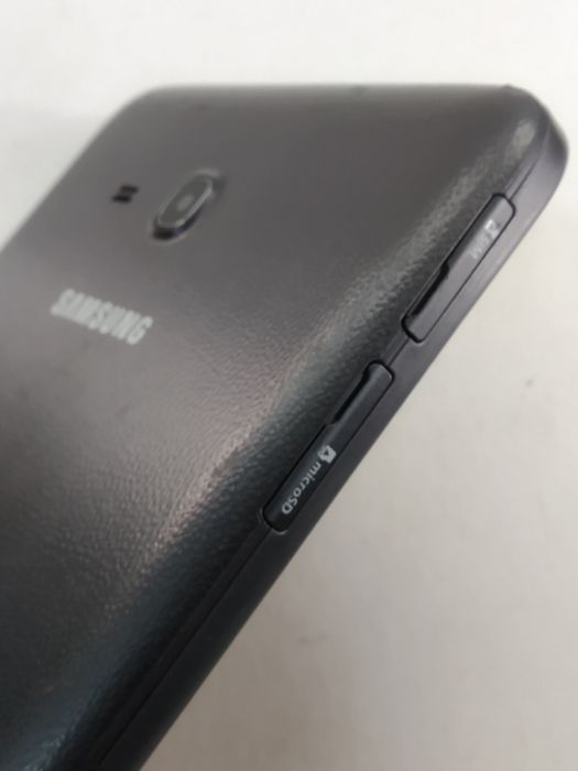 Планшет Samsung  Galaxy Tab 3 SM-T111 "8Gb"