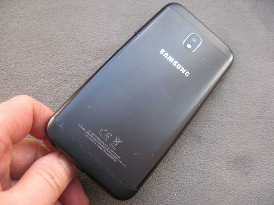 Смартфон Samsung j3 2017