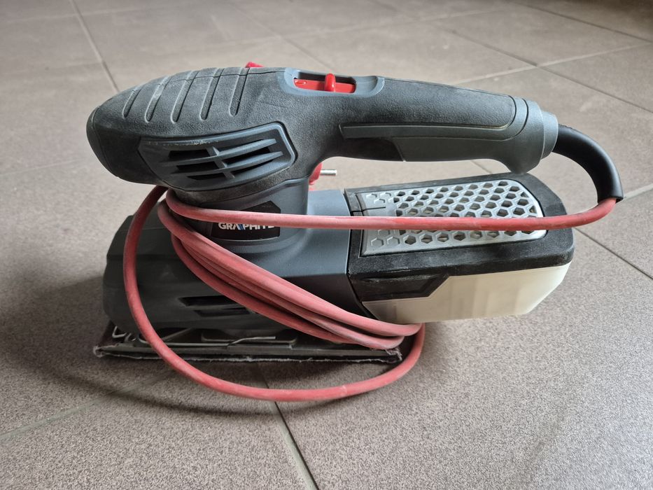 Szlifierka oscylacyjna GRAPHITE 59G324