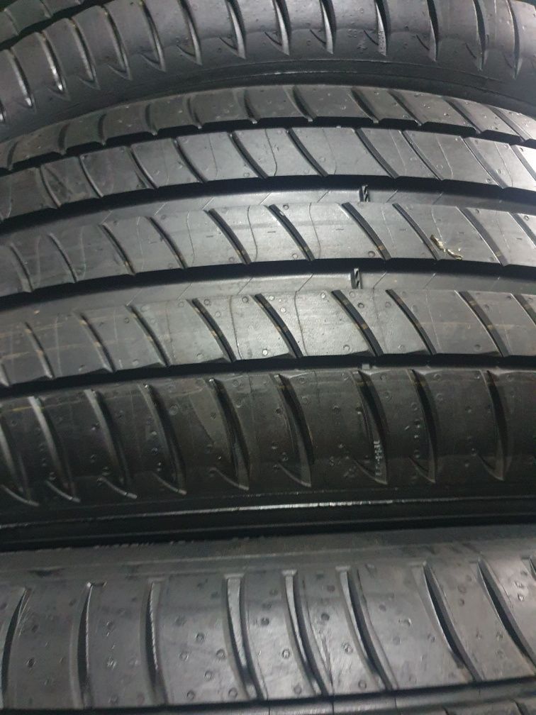 Pneus  205/55/19