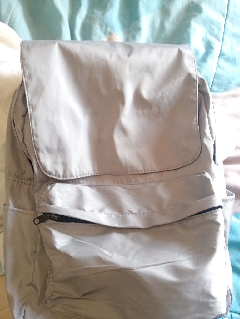Mochila nunca usada