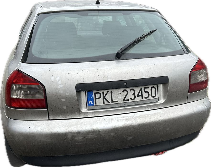 Audi A3 8L  klapa zderzak lampa wzmocnienie LY7W