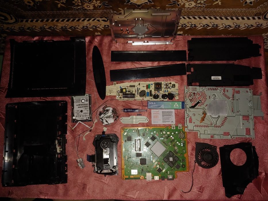 PS3 Slim 500GB CFW або PS3 Super Slim 500GB HEN