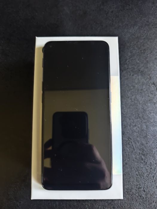 NOWY!!! Smartfon OPPO Reno8T 8/128
GB, czarny