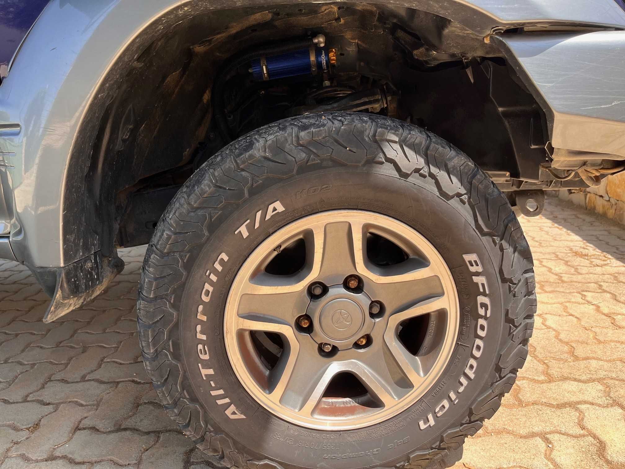 Toyota Land Cruiser (KJ95) Todo-o-Terreno