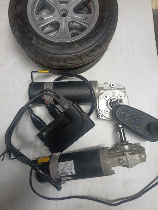Części do wózków inwalidzkich elektrycznych. komplet