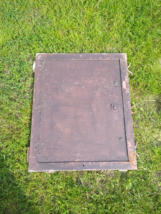 Drzwi metalowe , właz