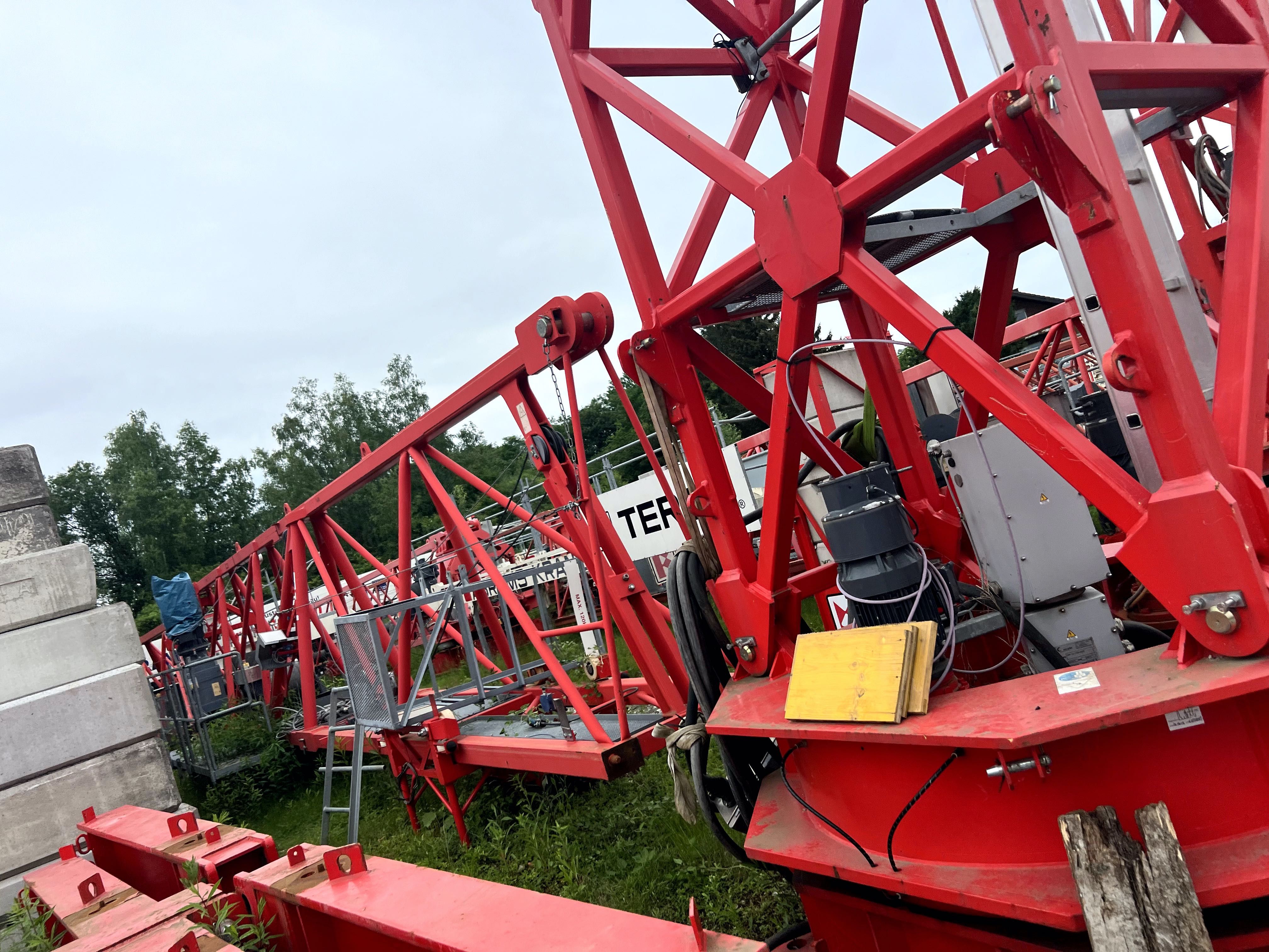 ŻURAW WIEŻOWY TEREX CTT 121-6 - Kup w cenie Netto!