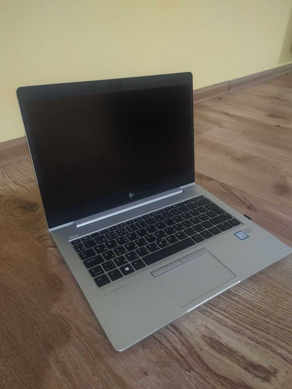 Ноутбук HP EliteBook 830 G5, 13.3" IPS, i5-8250U, DDR4 8ГБ, SSD 256ГБ