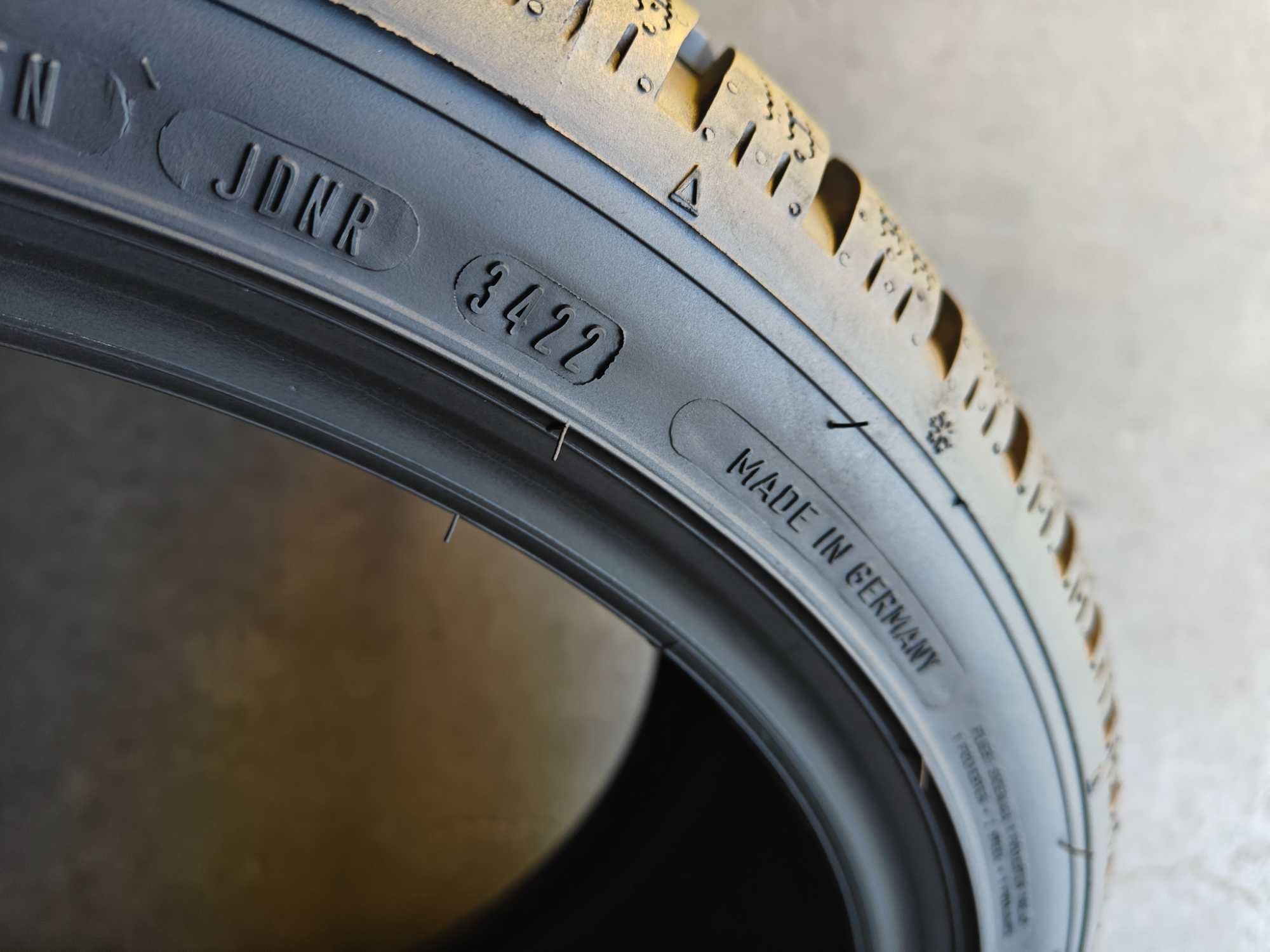 Dunlop Winter Sport⁵ R18 225/40 зимові шини в ідеалі 8-9мм
