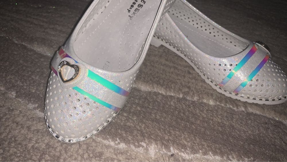 Туфлі дитячі