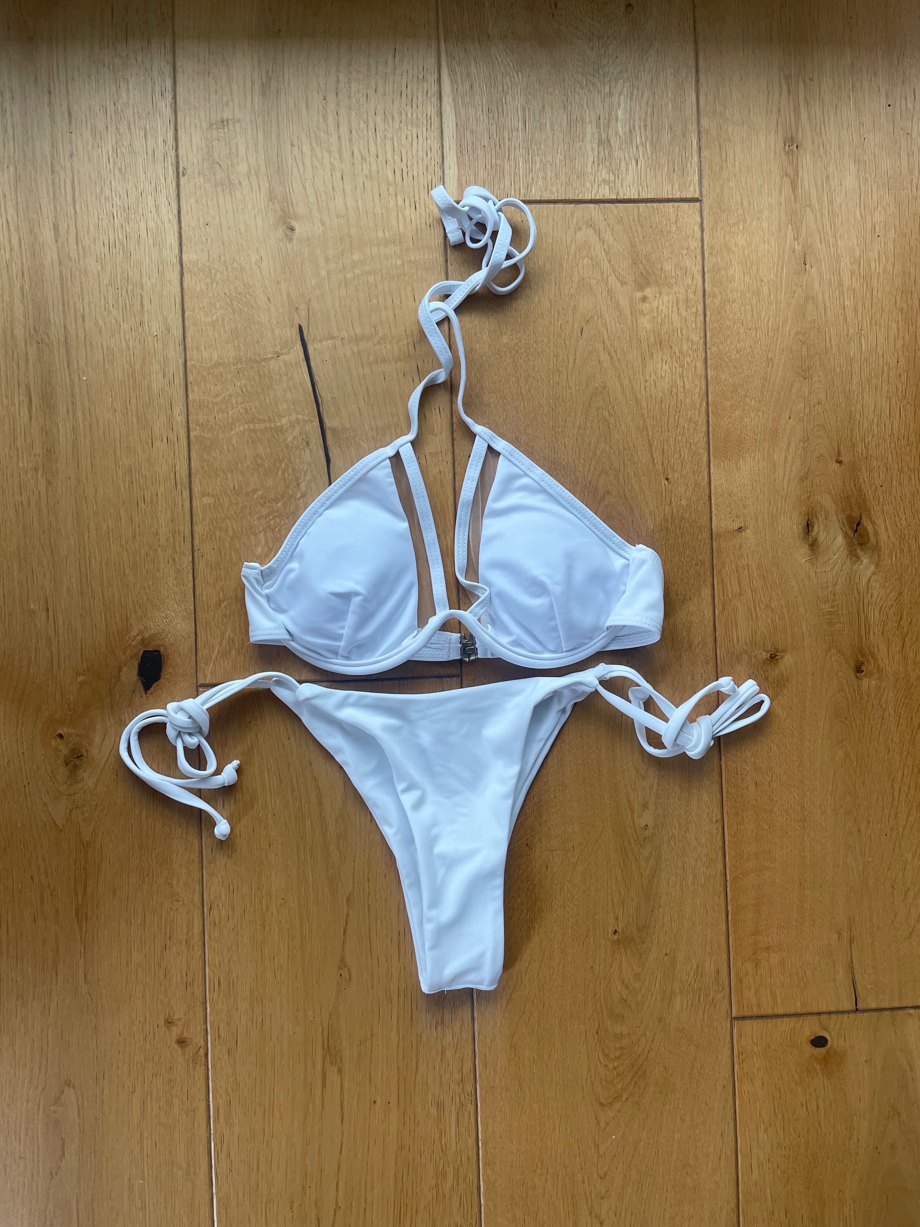 Białe bikini nowe