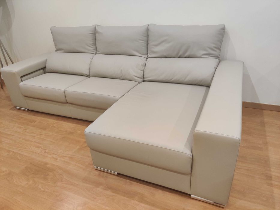 Sofa 3 lugares com chaise longue