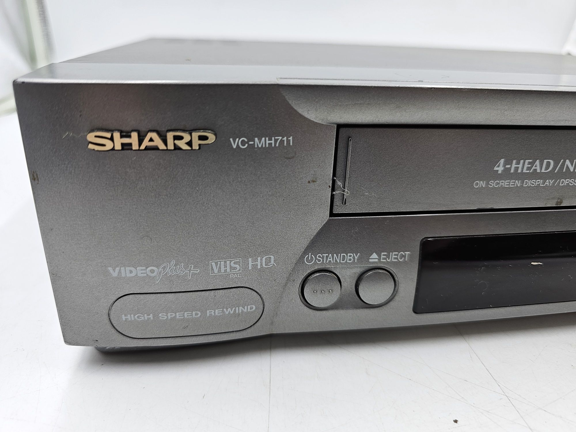 Magnetowid VHS Sharp VC-MH711