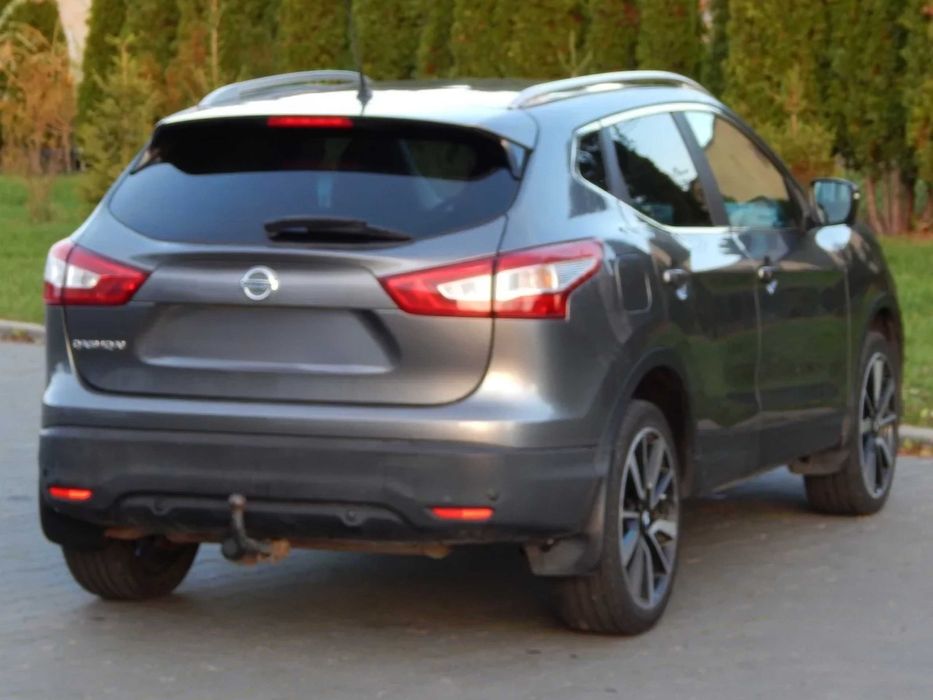 Nissan Qashqai      2015