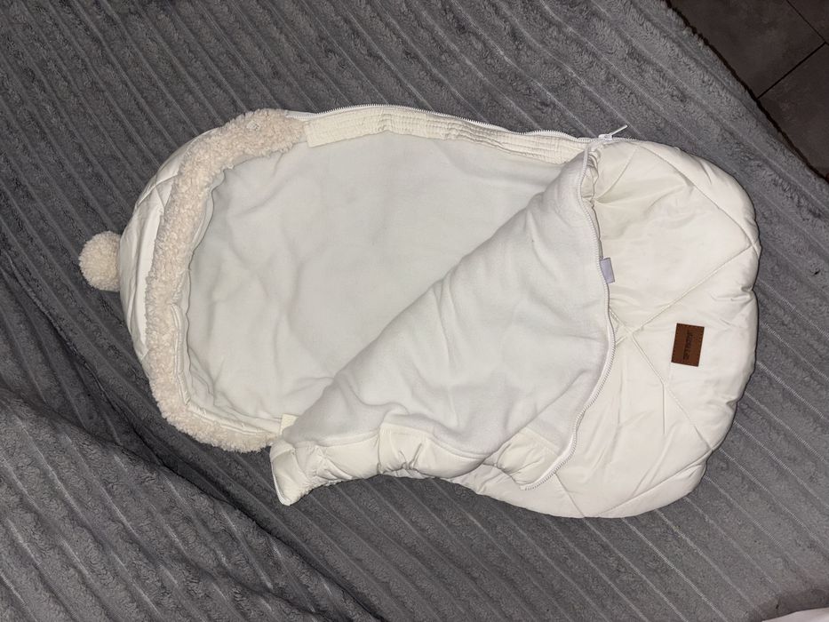 Дитячій комбенізон та кокон