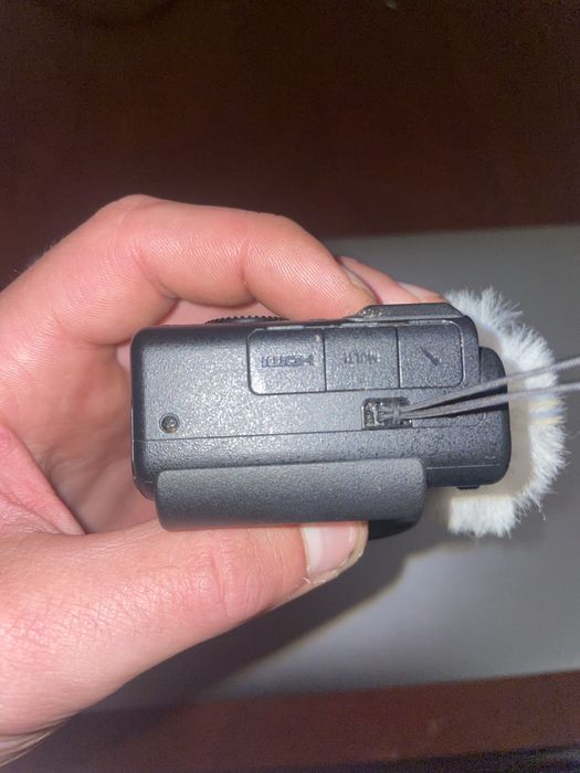 Sony zv-1 стан ідеальний все працює добре знімає супер.ннннннннннннннн