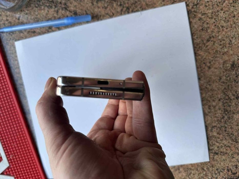 Samsung galaxy z fold 4 12/512 GB