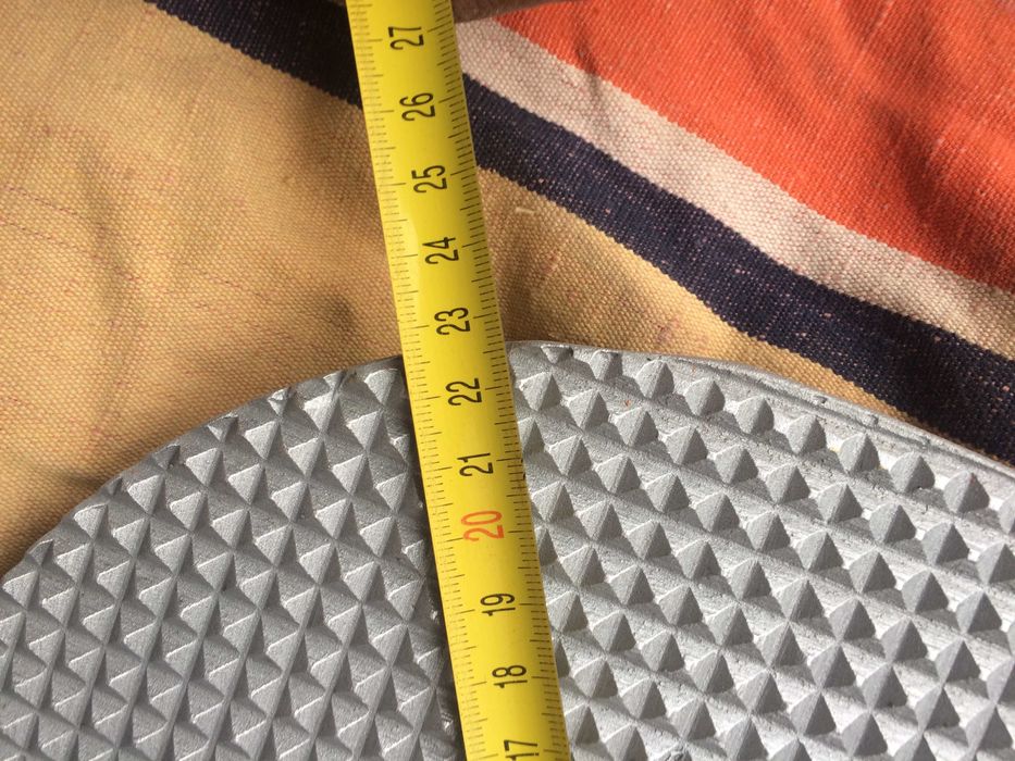 Вафельниця для виготовлення тонкіх тортових вафель ,,пірамідка,, 2шт