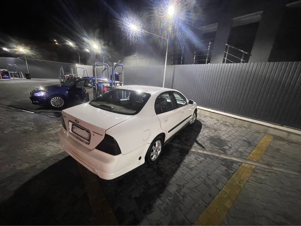 Авто Chevrolet evanda
