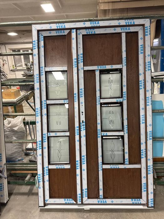 Вхідні двері продам нові зі знижкою