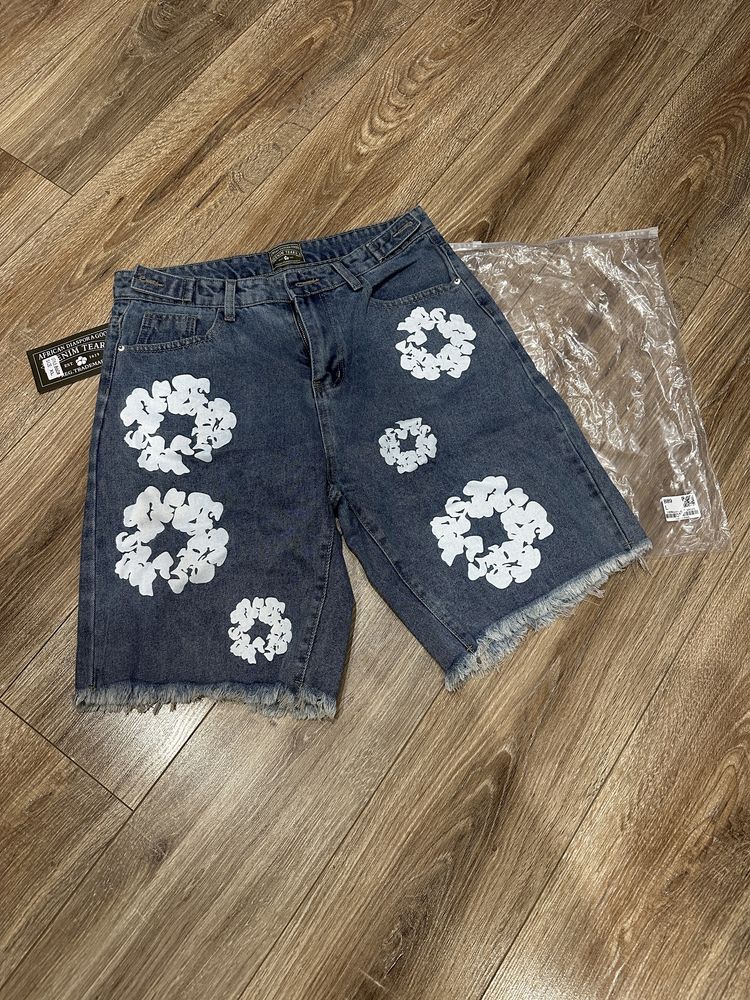 Джинсові шорти Denim Tears. Залишились чорні!