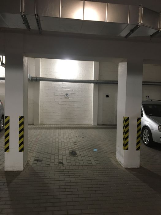 Miejsce postojowe w garażu podziemnym