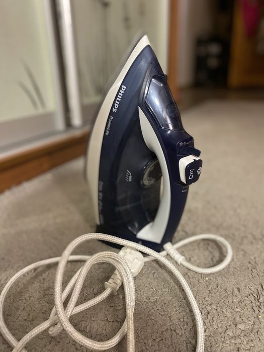 Продам утюг Philips PowerLife GC2996