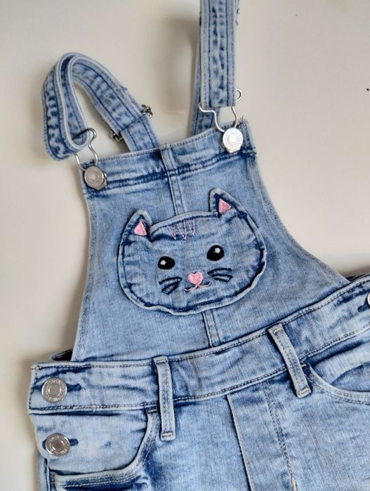 Dżinsowe ogrodniczki, krótkie spodenki, szorty 116 h&m