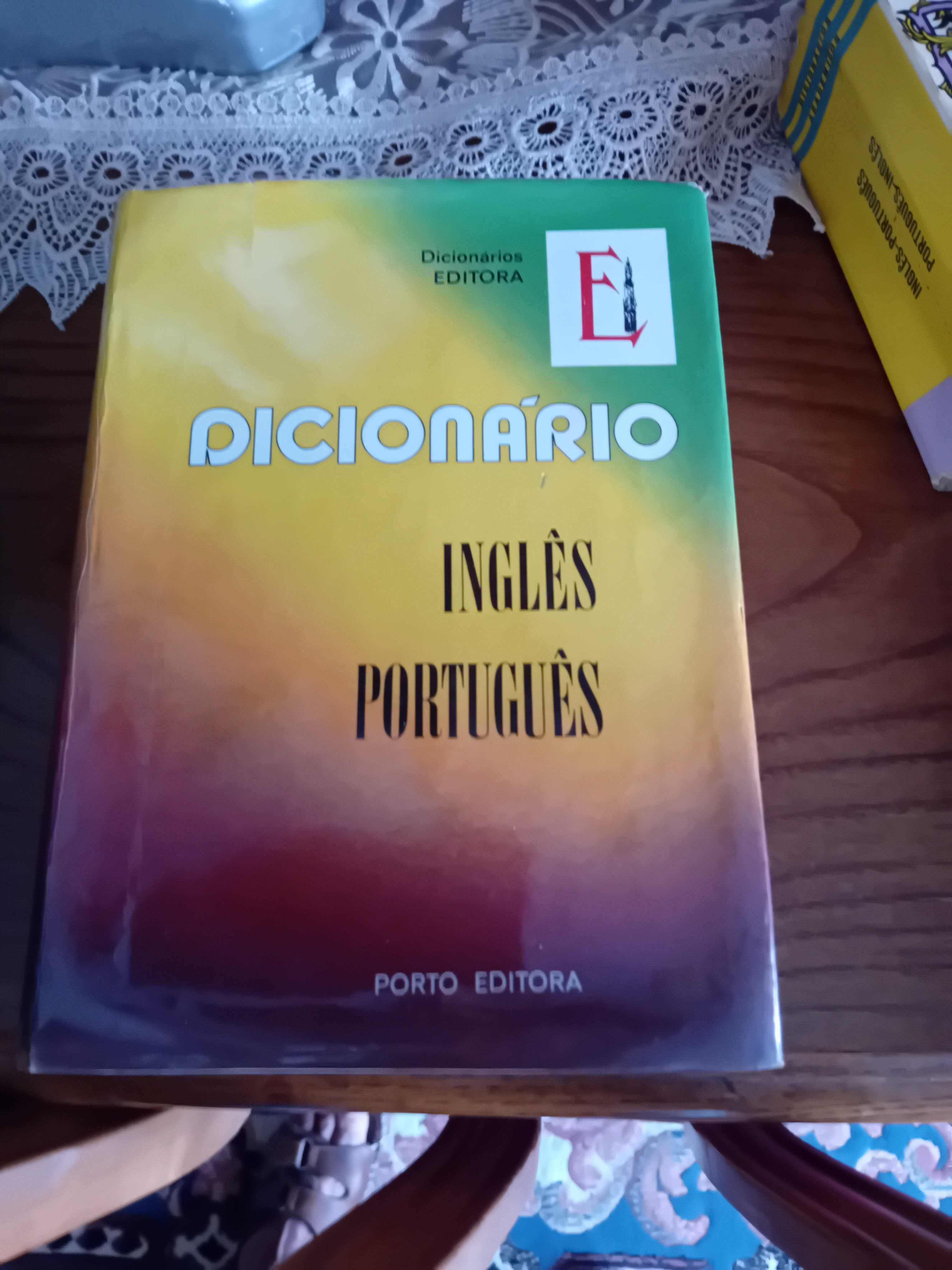 Dicionario de inglês,  frances, portugues,