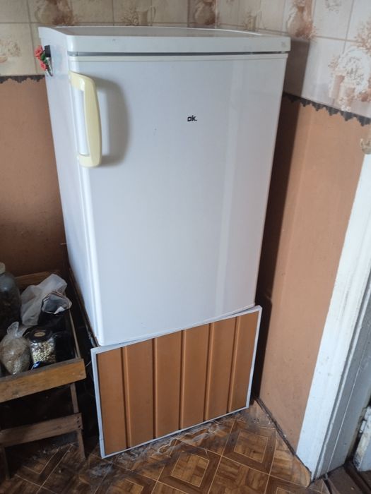 міні-холодильник