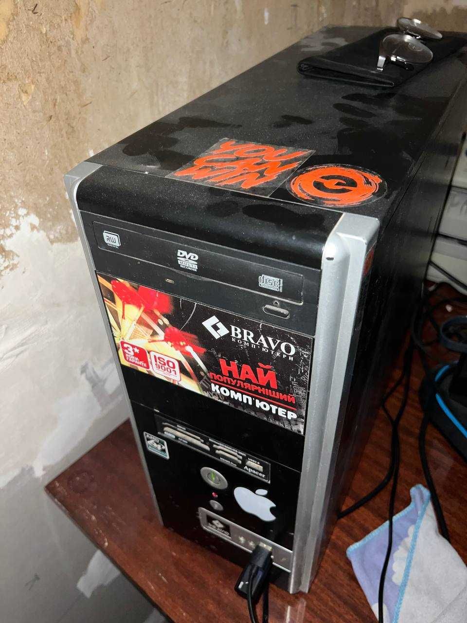 GTX 1650,  Ryzen 5 4600g radion gr, 16 gb operativki DDR,моник 165герц