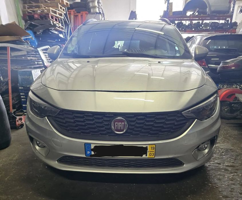 Fiat Tipo para peças